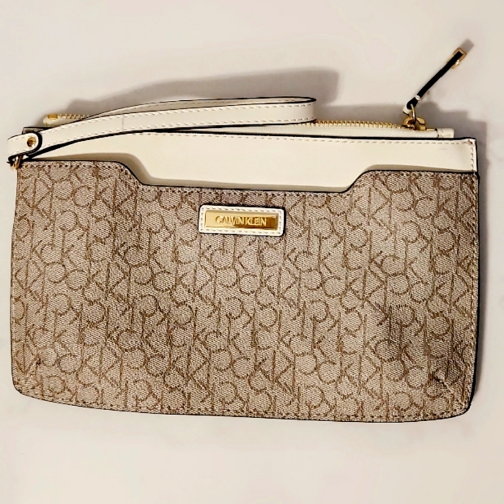 Calvin Klein Wristlet